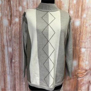Liz Claiborne Wool‎ Blend Sweater with Geometric Design